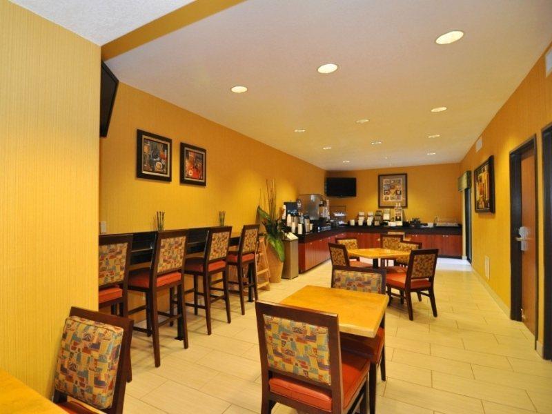 Best Western Plus Fresno Inn Exterior foto